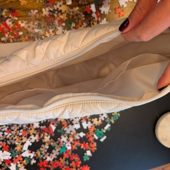 Uniqlo Large Quilted Half Moon Bag - Picture 5 of 10